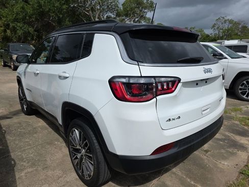 Used 2023 Jeep Compass Limited w/ Elite Group image 3