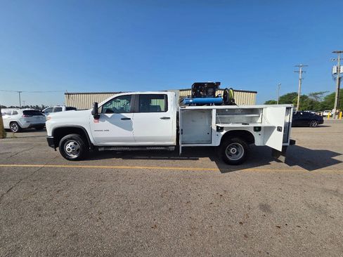 Used 2023 Chevrolet Silverado 3500 W/T w/ WT Fleet Convenience Package AWD/4WD image 6