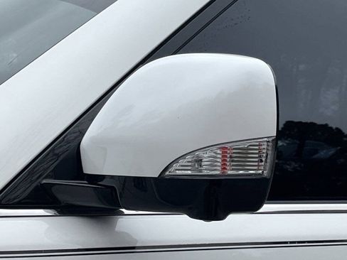 Certified 2023 Nissan Armada SL w/ Captain's Chairs Package image 32