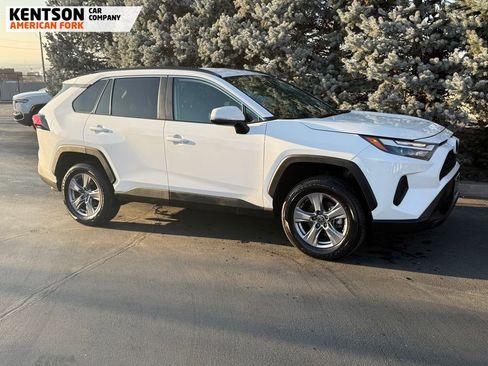 Used 2025 Toyota RAV4 XLE image 11