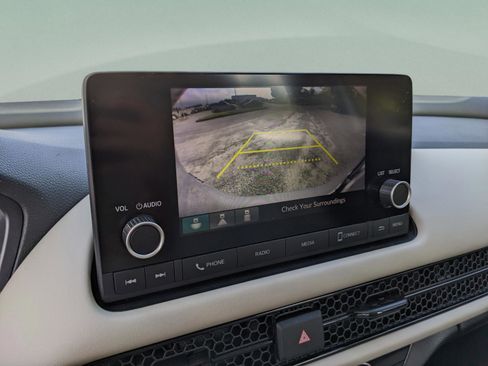 Used 2023 Honda HR-V LX image 32