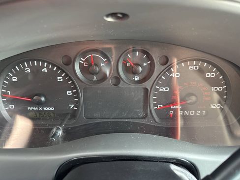 Used 2011 Ford Ranger XLT w/ Bright Trim Group AWD/4WD image 34