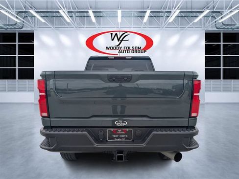 Used 2025 Chevrolet Silverado 2500 LTZ w/ LTZ Convenience Package AWD/4WD image 4