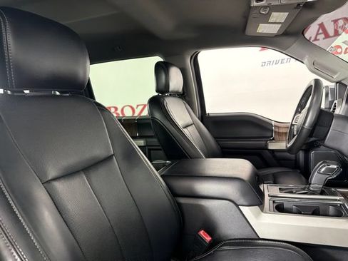 Used 2018 Ford F150 Lariat w/ Equipment Group 502A Luxury AWD/4WD image 16