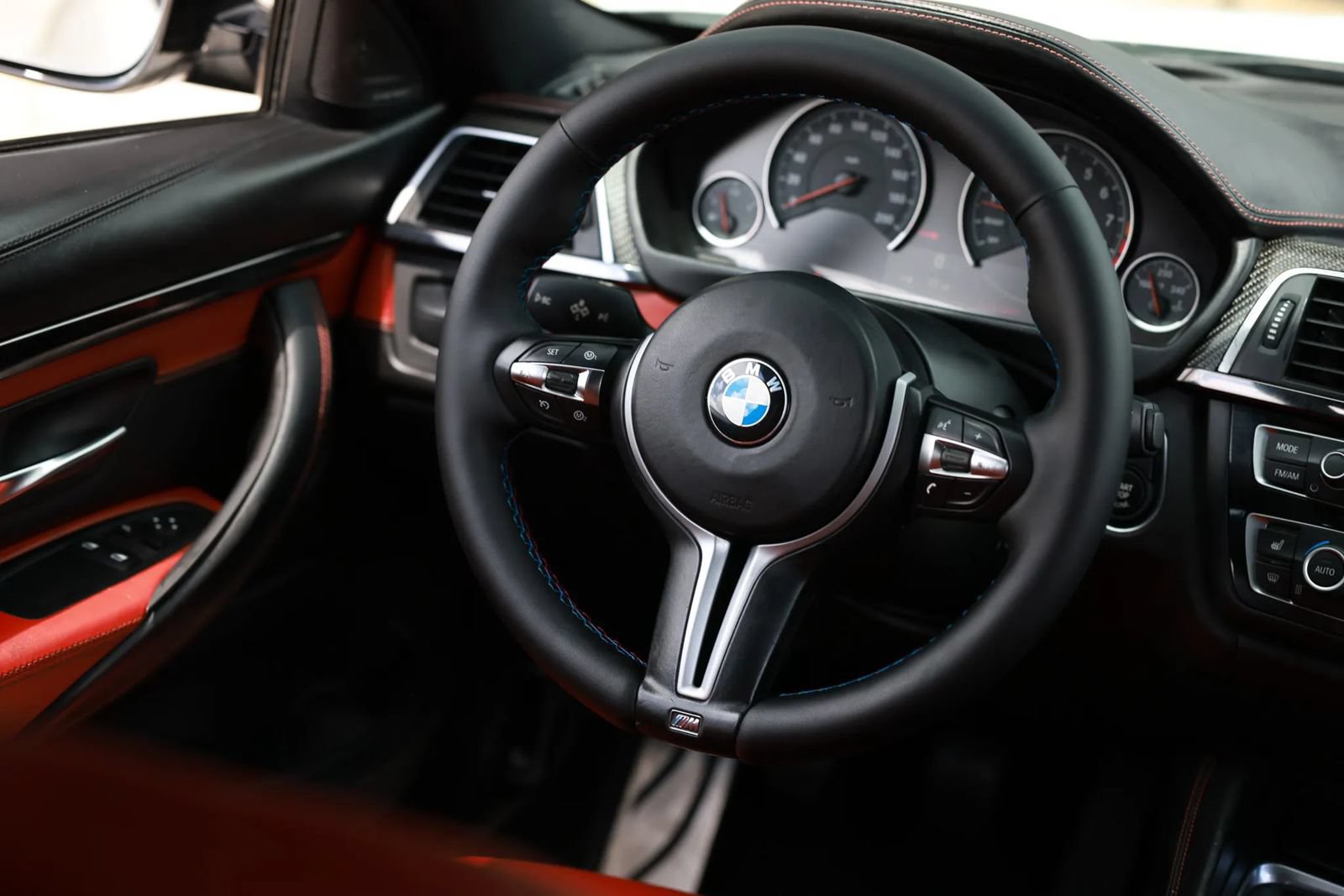 Used 2016 BMW M4 Coupe RWD image 29