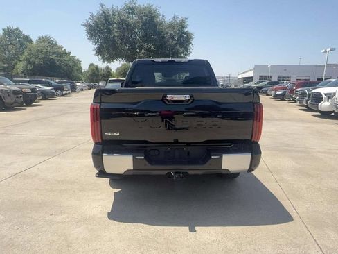 Used 2024 Toyota Tundra Limited w/ Power Package AWD/4WD image 5