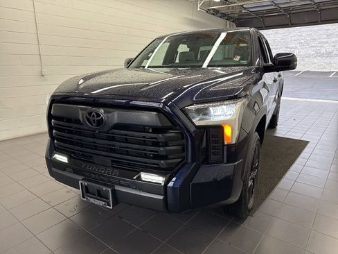 Used 2025 Toyota Tundra Limited image 3