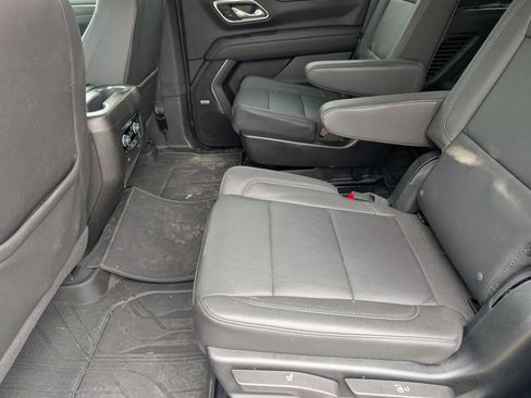 Used 2024 Chevrolet Tahoe LT w/ LT Signature Plus Package image 7