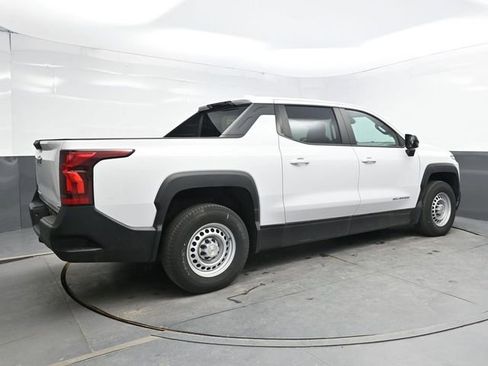 Used 2024 Chevrolet Silverado EV W/T AWD/4WD image 7