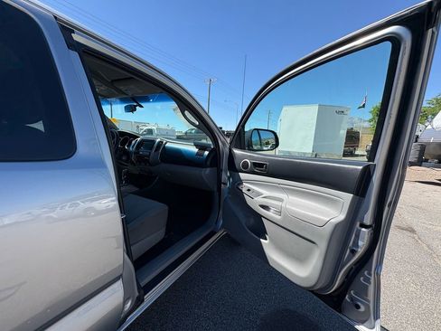 Used 2014 Toyota Tacoma 2WD Access Cab w/ SR5 Package image 25