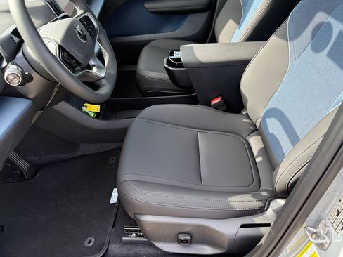 New 2026 Volvo EX30 Plus image 16