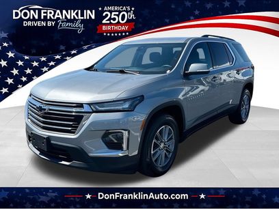 Used 2023 Chevrolet Traverse LT