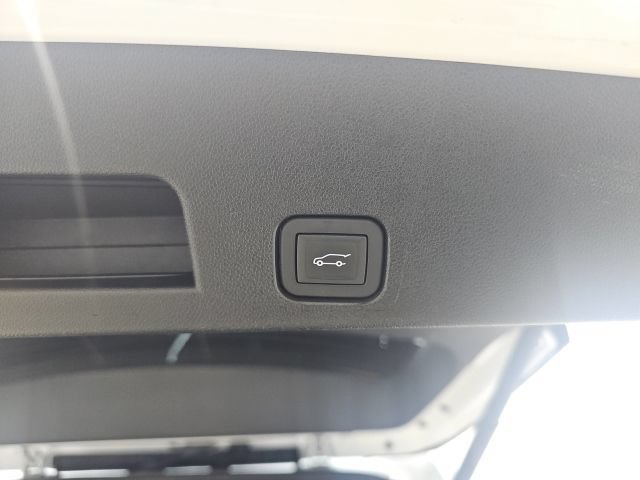 Used 2026 Buick Enclave Preferred FWD image 17