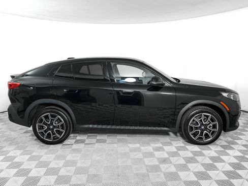 Used 2026 BMW X2 xDrive28i AWD/4WD image 4