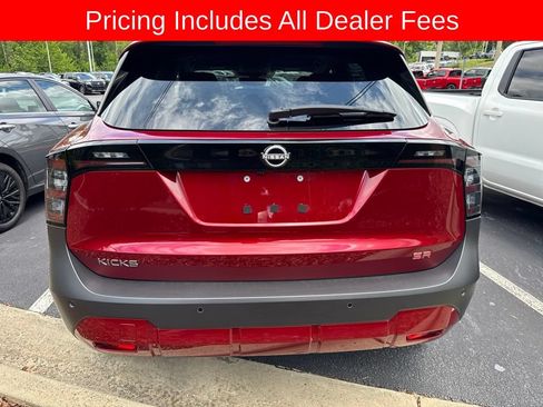 Certified 2025 Nissan Kicks SR w/ Interior Electronics Package FWD image 5