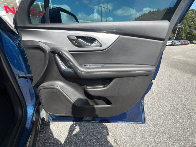 Used 2022 Chevrolet Blazer LT FWD image 14