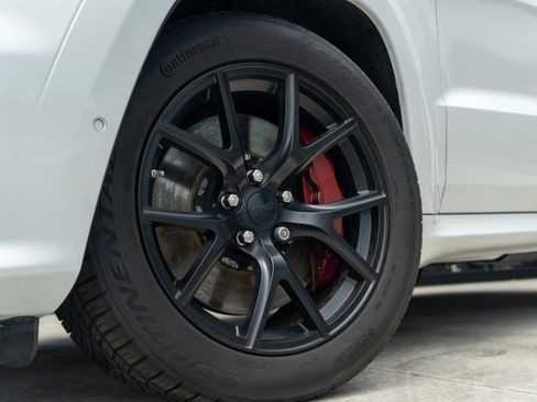 Used 2019 Jeep Grand Cherokee Trackhawk AWD/4WD image 8