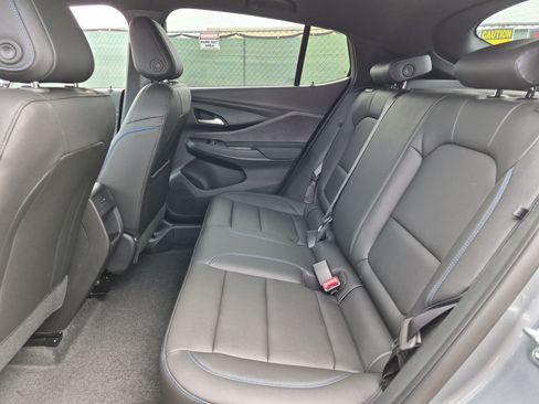 New 2026 Buick Envista Sport Touring w/ Convenience I Package FWD image 25