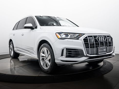 Used 2023 Audi Q7 3.0T Premium Plus w/ Premium Plus Package AWD/4WD image 2