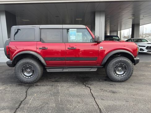 New 2025 Ford Bronco Big Bend w/ Black Diamond Package image 10
