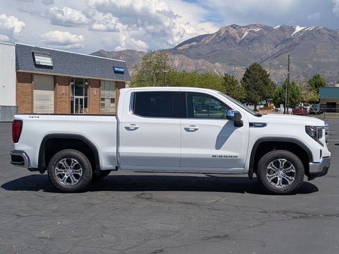 New 2026 GMC Sierra 1500 SLE w/ Preferred Package AWD/4WD image 2
