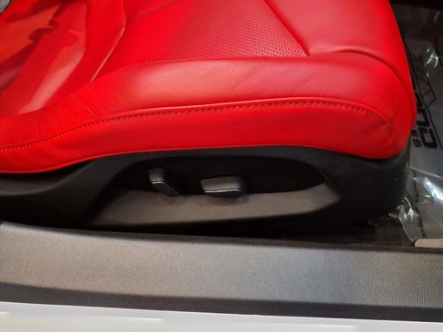 Used 2020 Chevrolet Corvette Stingray Coupe w/ Battery Protection Package image 11