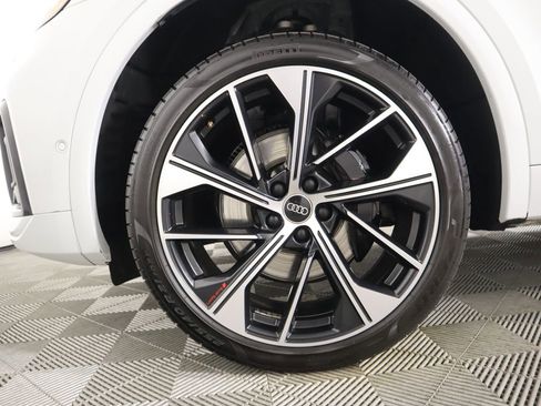 Certified 2023 Audi SQ5 Prestige w/ Prestige Package image 31