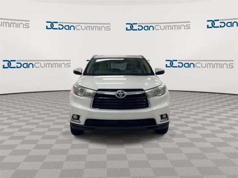 Used 2015 Toyota Highlander Limited image 3