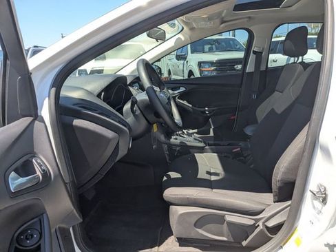 Used 2018 Ford Focus SEL FWD image 20