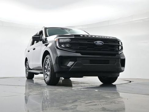 Certified 2025 Ford Expedition Active RWD image 33