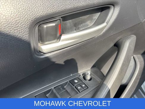 Used 2020 Toyota Corolla LE FWD image 22