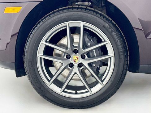 New 2026 Porsche Macan image 33