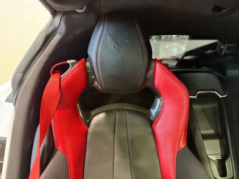 Used 2022 Chevrolet Corvette Stingray w/ Z51 Performance Package image 21