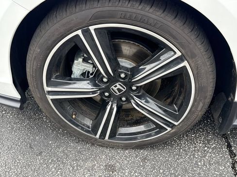 Used 2024 Honda Accord Sport image 10