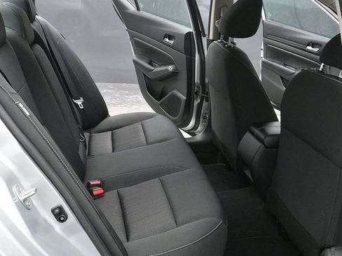 Used 2021 Nissan Altima 2.5 S image 12