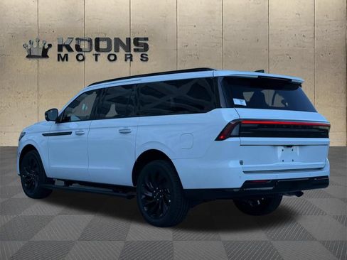 New 2026 Lincoln Navigator L Reserve w/ Jet Appearance Package AWD/4WD image 6