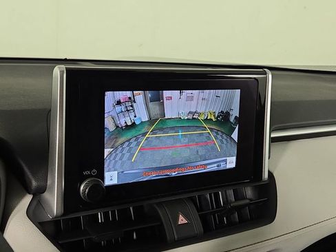 Used 2025 Toyota RAV4 XLE image 17
