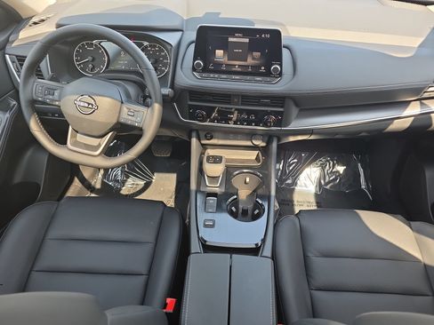 New 2026 Nissan Rogue Dark Armor FWD image 9