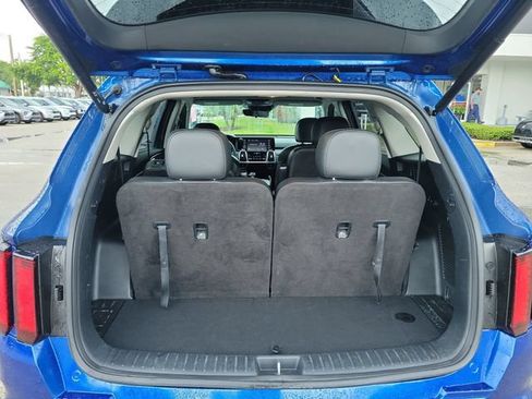Used 2021 Kia Sorento EX FWD image 11