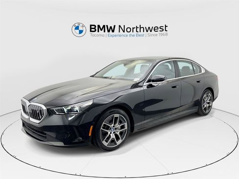 Used 2024 BMW i5 eDrive40i w/ M Sport Package image 1