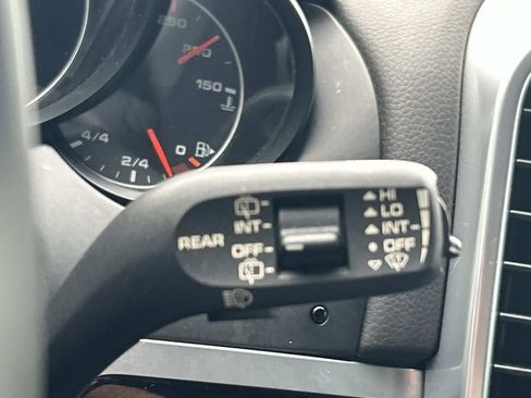 Used 2014 Porsche Cayenne image 36