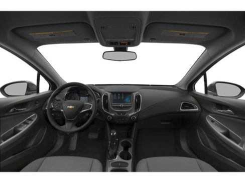 Used 2018 Chevrolet Cruze LT w/ Convenience Package FWD image 11