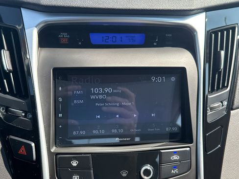 Used 2011 Hyundai Sonata GLS w/ Popular Equipment Pkg 2 FWD image 17