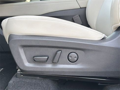 Used 2025 Nissan Murano SL w/ Cargo Package image 24