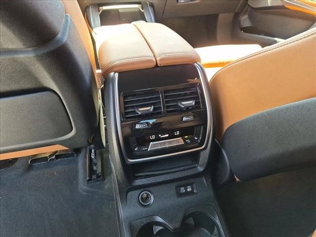 Certified 2024 BMW X7 xDrive40i w/ M Sport Package AWD/4WD image 17