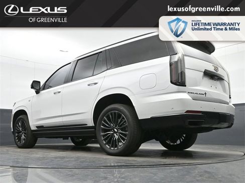 Used 2025 Cadillac Escalade Sport Platinum image 38