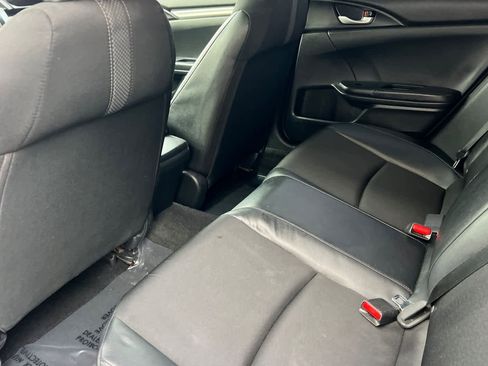 Used 2019 Honda Civic Sport image 4