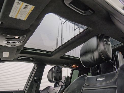 Used 2016 Mercedes-Benz GL 63 AMG 4MATIC image 29