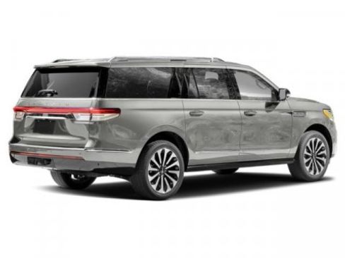 Certified 2022 Lincoln Navigator Reserve image 2