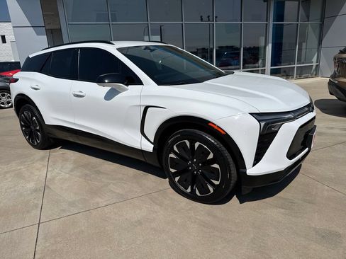 Used 2024 Chevrolet Blazer EV RS AWD/4WD image 7